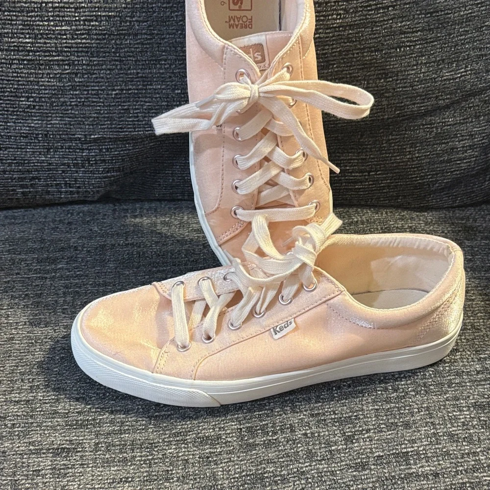 Keds Women's Jump Kick Metallic Shantung Rose Sneakers